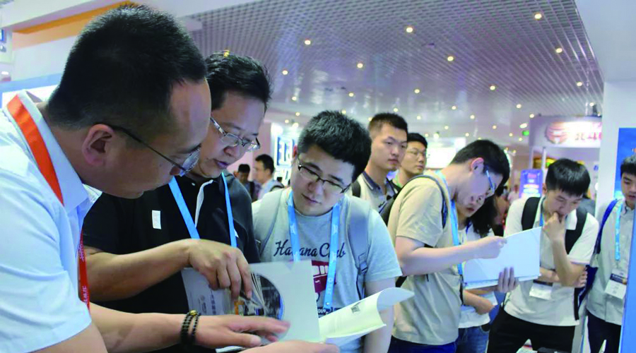 精准导航，引领智能，星网宇达亮相第十届中国卫星导航年会
